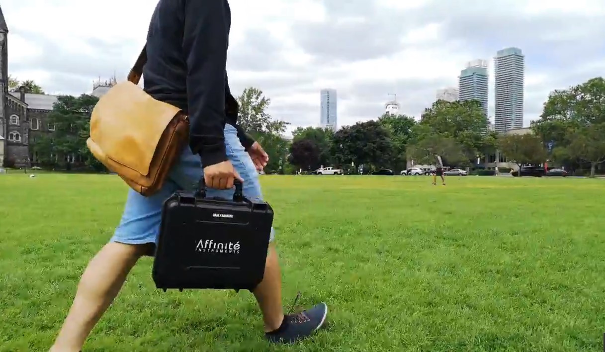 Affinité Instruments — portable SPR, carried anywhere